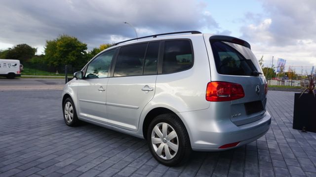 Fahrzeugabbildung Volkswagen Touran NAVIGATION+7 SITZE+SITZHEIZUNG+PDC Comfor