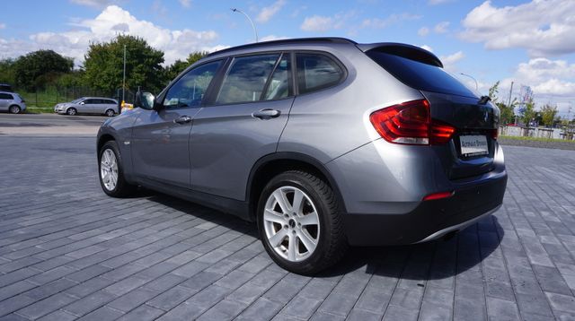 Fahrzeugabbildung BMW X1 AUTOMATIK+PANORAMADACH+KAMERA+NAVI