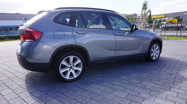 Fahrzeugabbildung BMW X1 AUTOMATIK+PANORAMADACH+KAMERA+NAVI