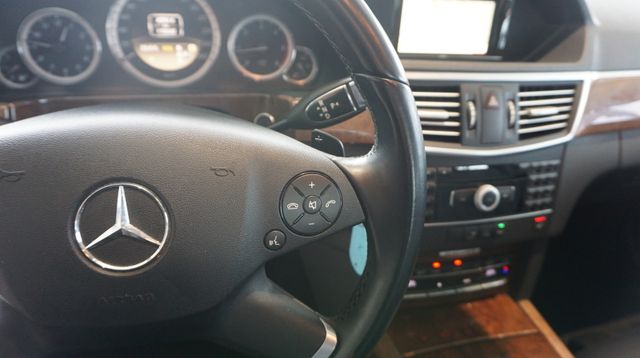 Fahrzeugabbildung Mercedes-Benz E 200 CDI BlueEfficiency AUTOM+NAVI+SHZ+TEMPO
