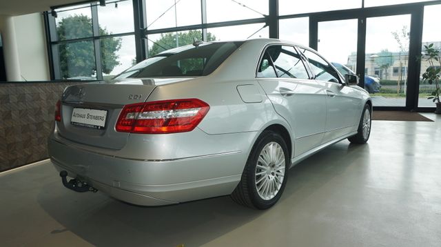 Fahrzeugabbildung Mercedes-Benz E 200 CDI BlueEfficiency AUTOM+NAVI+SHZ+TEMPO
