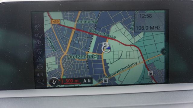Fahrzeugabbildung BMW 116 AUTOMATIK+NAVIGATION+PDC
