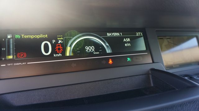 Fahrzeugabbildung Renault Scenic III Limited AUTOMATIK+NAVIGATION+SHZ+PD