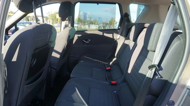 Fahrzeugabbildung Renault Scenic III Limited AUTOMATIK+NAVIGATION+SHZ+PD