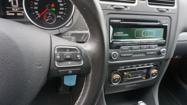 Fahrzeugabbildung Volkswagen Golf Golf VI Match AUTOMATIK+SHZ+TEMPOAT+PDC+