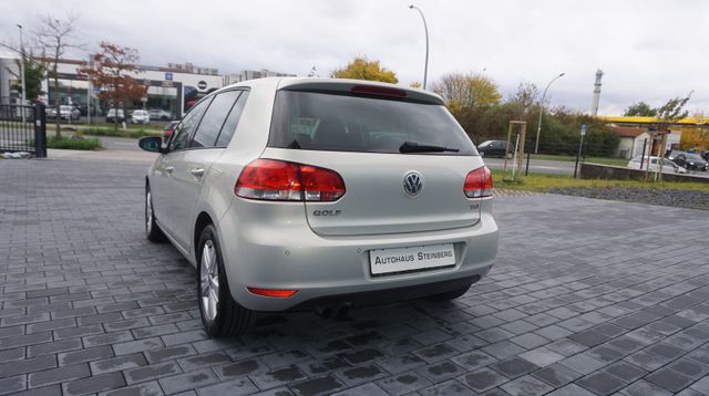 Fahrzeugabbildung Volkswagen Golf Golf VI Match AUTOMATIK+SHZ+TEMPOAT+PDC+