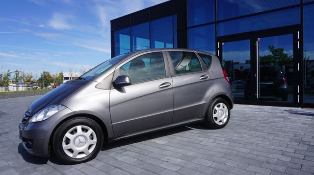 Mercedes-Benz A 180 A 180 AUTOMATIK+SITZHEIZUNG+TEMPOMAT+PDC