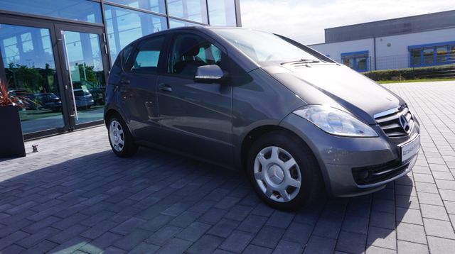 Fahrzeugabbildung Mercedes-Benz A 180 A 180 AUTOMATIK+SITZHEIZUNG+TEMPOMAT+PDC