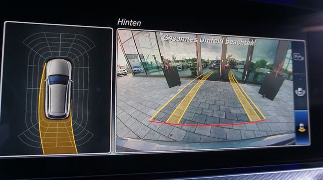 Fahrzeugabbildung Mercedes-Benz E 300 AUTOMATIK+NAVIGATION+SHZ+TEMPOM+XENON E 30