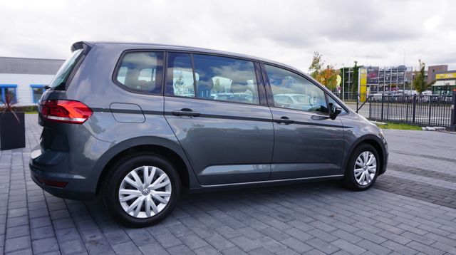Fahrzeugabbildung Volkswagen Touran AUTOMATIK+NAVI+SHZ+TEMPOMAT Touran Trendl
