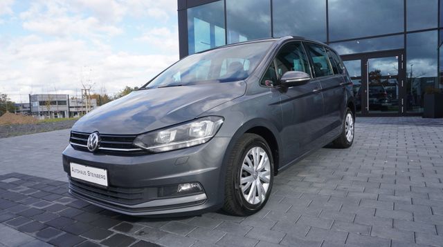 Fahrzeugabbildung Volkswagen Touran AUTOMATIK+NAVI+SHZ+TEMPOMAT Touran Trendl