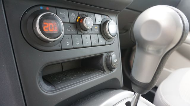 Fahrzeugabbildung Nissan Qashqai AUTOMATIK+NAVIGATION+KAMERA+ALU Acenta