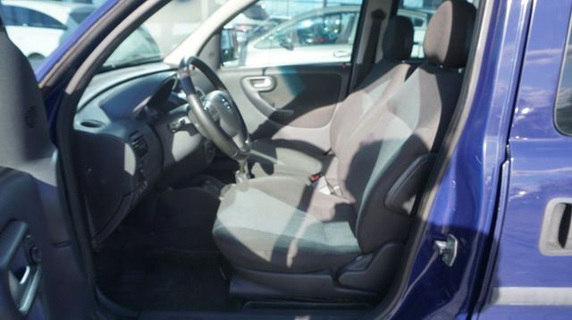 Fahrzeugabbildung Opel Combo KLIMA+AHK+TÜV ASU NEU Tour