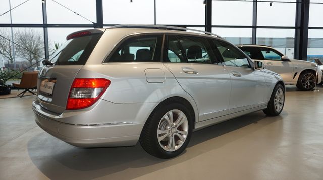 Fahrzeugabbildung Mercedes-Benz C 180 T CGI AUTOMATIK+TEMPOMAT+SHZ+PDC