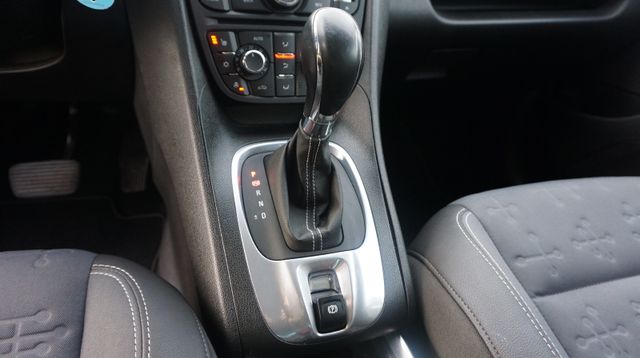 Fahrzeugabbildung Opel Meriva B AUTOMATIK+KAMERA+SHZ+TEMPOMAT Innovatio