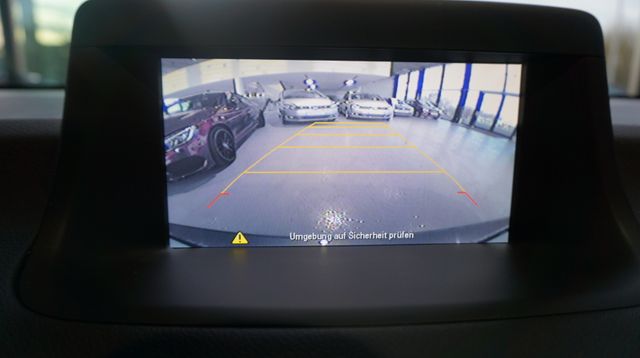 Fahrzeugabbildung Opel Meriva B AUTOMATIK+KAMERA+SHZ+TEMPOMAT Innovatio