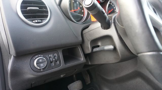 Fahrzeugabbildung Opel Meriva B AUTOMATIK+KAMERA+SHZ+TEMPOMAT Innovatio