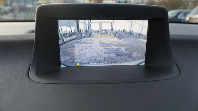 Fahrzeugabbildung Opel Meriva B AUTOMATIK+KAMERA+SHZ+TEMPOMAT Innovatio