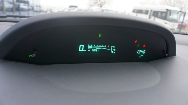 Fahrzeugabbildung Toyota Yaris KLIMA+EINPARKHILFE+TÜV ASU NEU Cool+