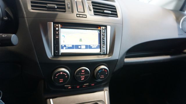 Fahrzeugabbildung Mazda 5 NAVIGATION+7 SITZE+XENON+LEDER+PDC Sports-Line