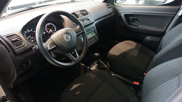 Fahrzeugabbildung Skoda Roomster AUTOMATIK+SITZHEIZUNG+ALU+KLIMAAUTOMATI