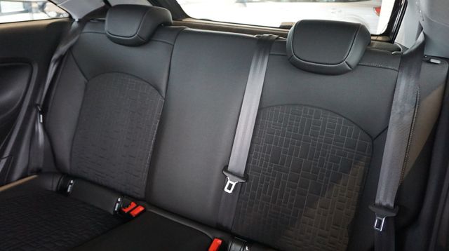 Fahrzeugabbildung Opel Corsa E AUTOMATIK+SITZHEIZUNG+TEMPOMAT+ALU Innov