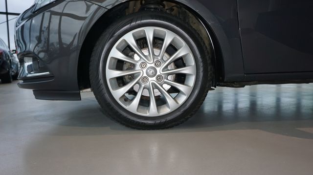 Fahrzeugabbildung Opel Corsa E AUTOMATIK+SITZHEIZUNG+TEMPOMAT+ALU Innov