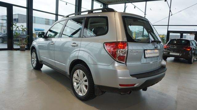 Fahrzeugabbildung Subaru Forester KAMERA+LEDER+PANO+ALLRAD+AHK Exclusive
