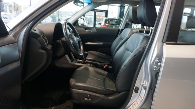 Fahrzeugabbildung Subaru Forester KAMERA+LEDER+PANO+ALLRAD+AHK Exclusive