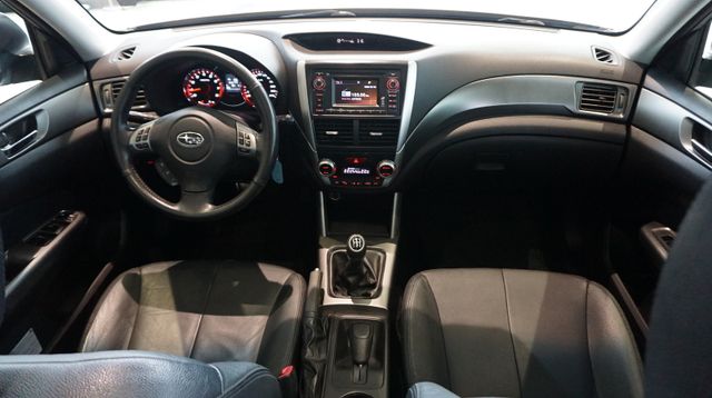 Fahrzeugabbildung Subaru Forester KAMERA+LEDER+PANO+ALLRAD+AHK Exclusive