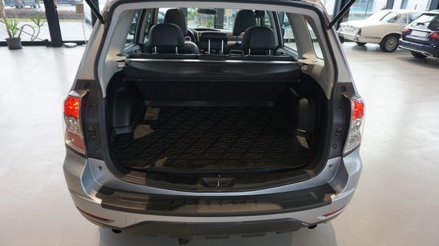 Fahrzeugabbildung Subaru Forester KAMERA+LEDER+PANO+ALLRAD+AHK Exclusive
