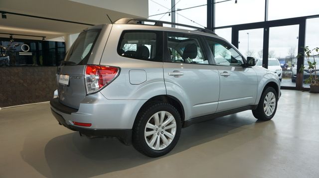 Fahrzeugabbildung Subaru Forester KAMERA+LEDER+PANO+ALLRAD+AHK Exclusive