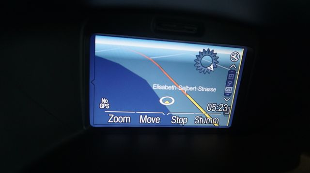 Fahrzeugabbildung Ford Fiesta AUTOMATIK+NAVIGATION+SITZHEIZUNG+PDC Tita