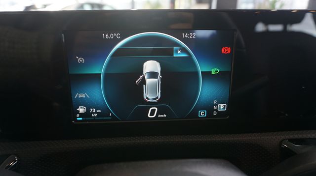 Fahrzeugabbildung Mercedes-Benz A 180 A 180 A A 180 AUTOMATIK+NAVIGATION+SHZ+T