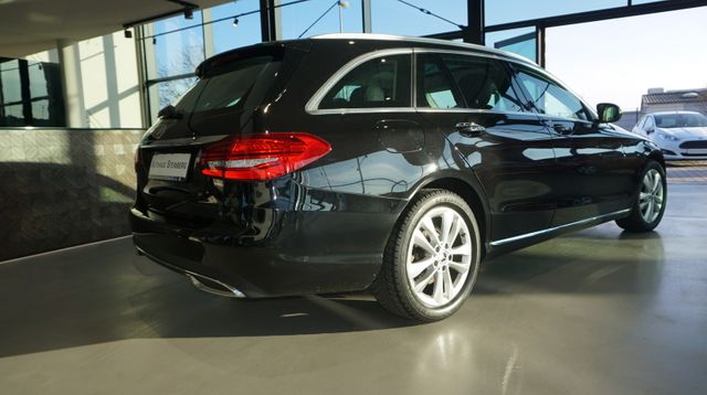 Fahrzeugabbildung Mercedes-Benz C 180 C 180 C T-Modell C 180 T AUTOMATIK+NAVI