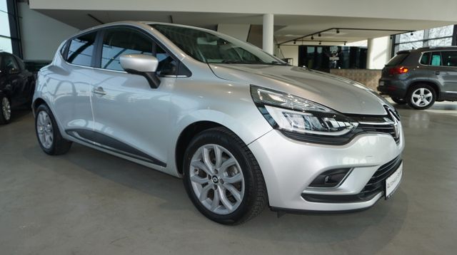 Fahrzeugabbildung Renault Clio AUTOMATIK+NAVIGATION+TEMPOMAT+PDC Intens