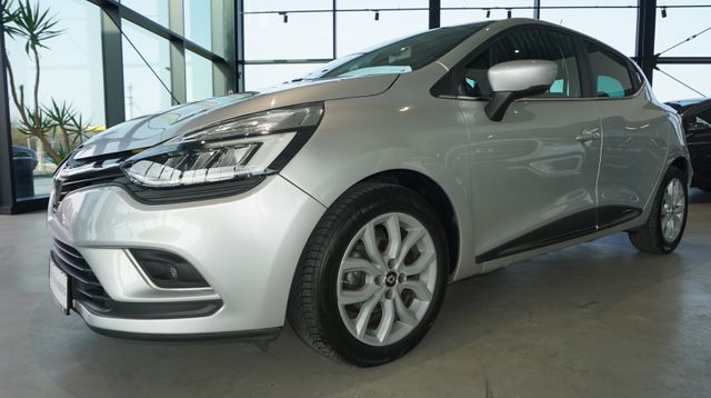 Fahrzeugabbildung Renault Clio AUTOMATIK+NAVIGATION+TEMPOMAT+PDC Intens