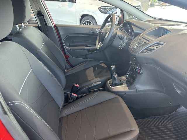 Fahrzeugabbildung Ford Fiesta SITZHEIZUNG+PDC+TÜV ASU NEU Trend