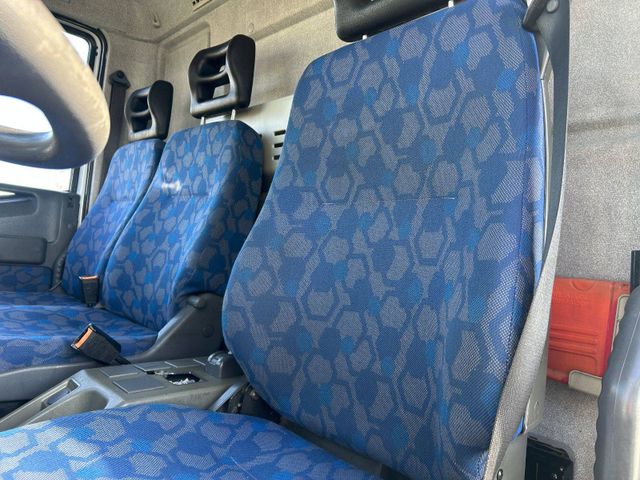 Fahrzeugabbildung Iveco m122