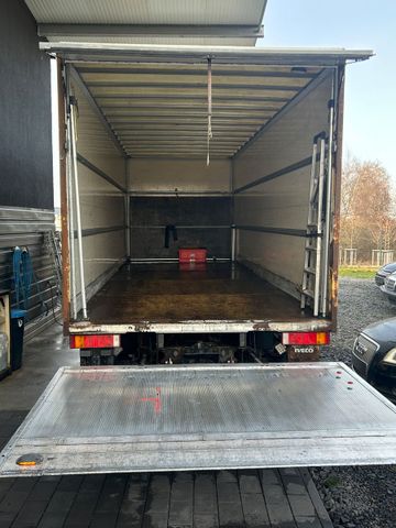 Fahrzeugabbildung Iveco m122