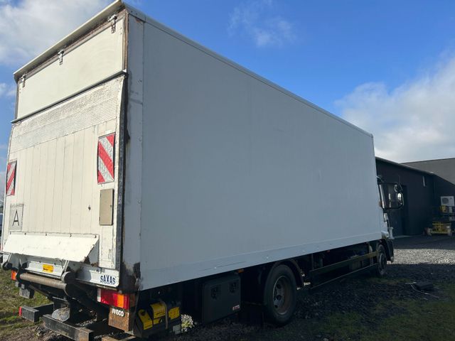 Fahrzeugabbildung Iveco m122