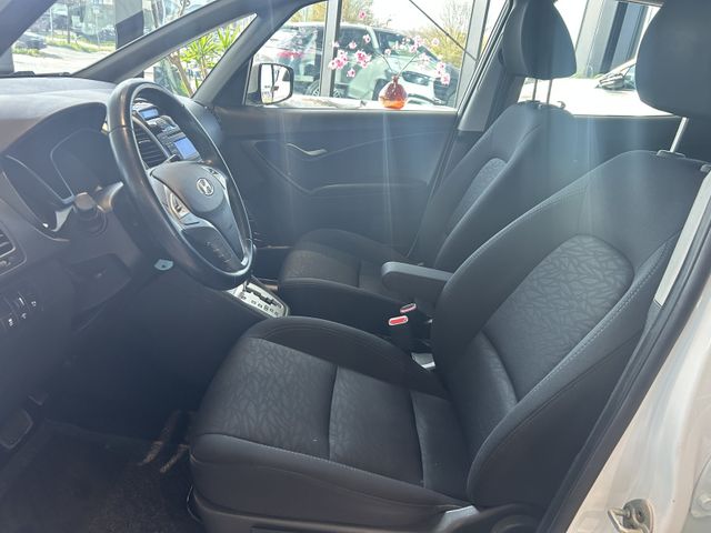 Fahrzeugabbildung Hyundai ix20 CROSSLINE AUTOMATIK+PDC+EINPARKHILFE