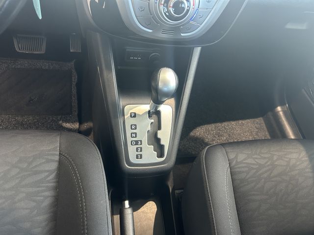 Fahrzeugabbildung Hyundai ix20 CROSSLINE AUTOMATIK+PDC+EINPARKHILFE