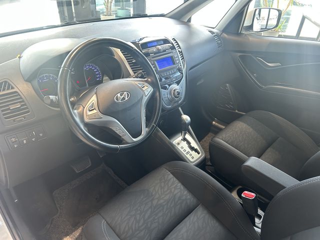 Fahrzeugabbildung Hyundai ix20 CROSSLINE AUTOMATIK+PDC+EINPARKHILFE