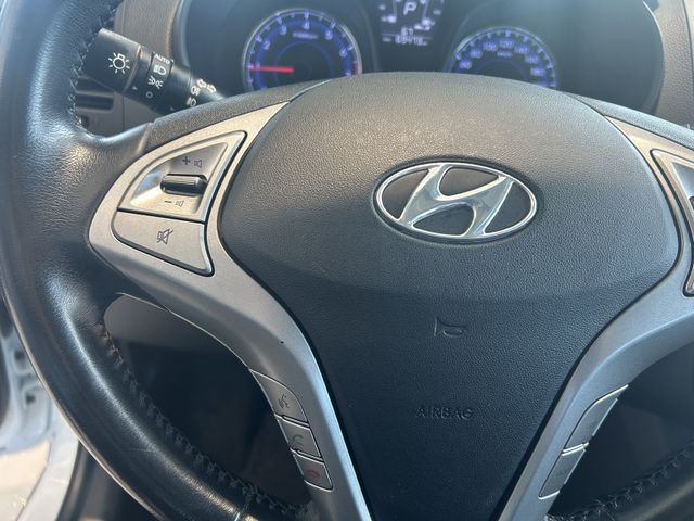 Fahrzeugabbildung Hyundai ix20 CROSSLINE AUTOMATIK+PDC+EINPARKHILFE
