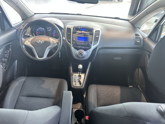 Fahrzeugabbildung Hyundai ix20 CROSSLINE AUTOMATIK+PDC+EINPARKHILFE