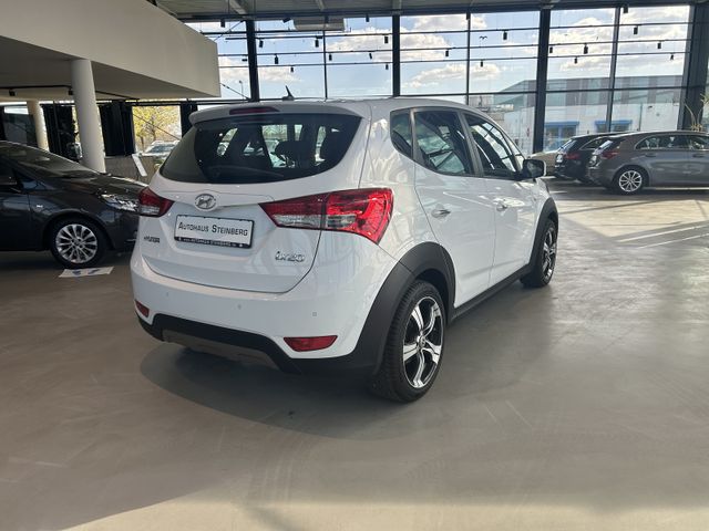 Fahrzeugabbildung Hyundai ix20 CROSSLINE AUTOMATIK+PDC+EINPARKHILFE