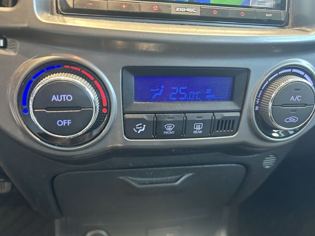 Fahrzeugabbildung Hyundai i20 AUTOMATIK+NAVI+SCHIEBEDACH+AHK i20 Style