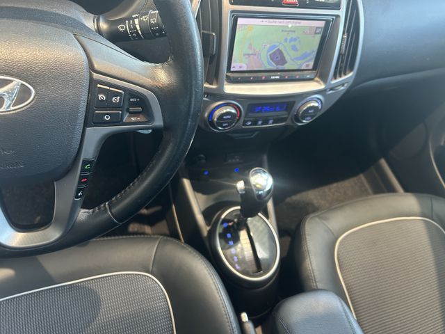 Fahrzeugabbildung Hyundai i20 AUTOMATIK+NAVI+SCHIEBEDACH+AHK i20 Style