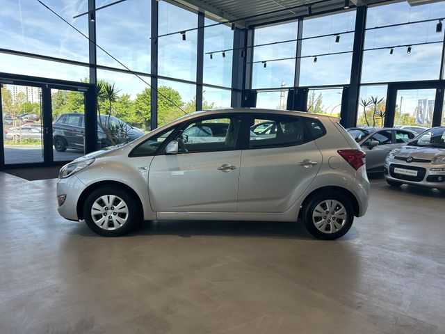 Fahrzeugabbildung Hyundai ix20 AUTOMATIK+SITZHEIZUNG+PDC ix20 FIFA world C